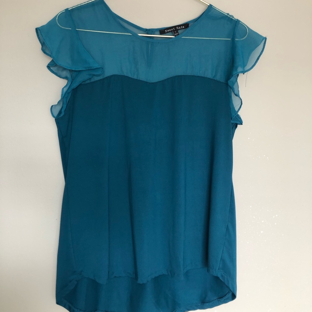 Sheer top Blouse with ruffled cutoff sleeves